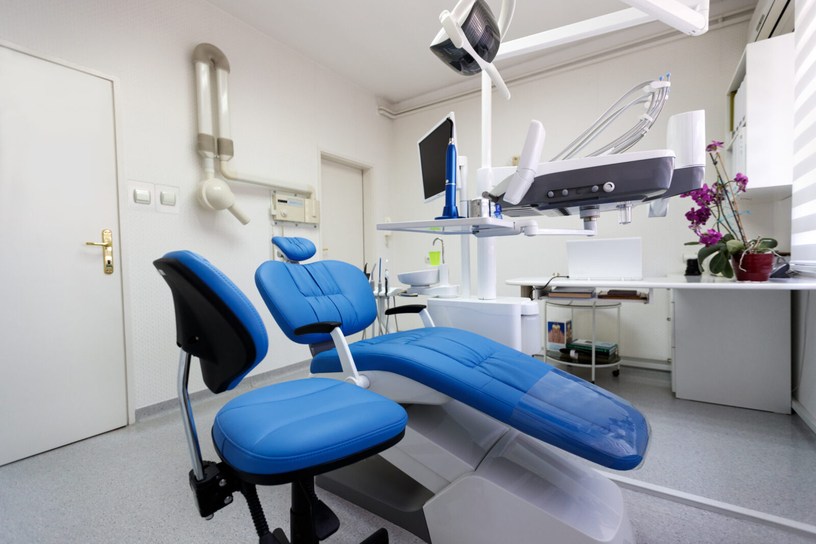 Dental Hygienist Services Leeds Dental Treatments HQ Dental